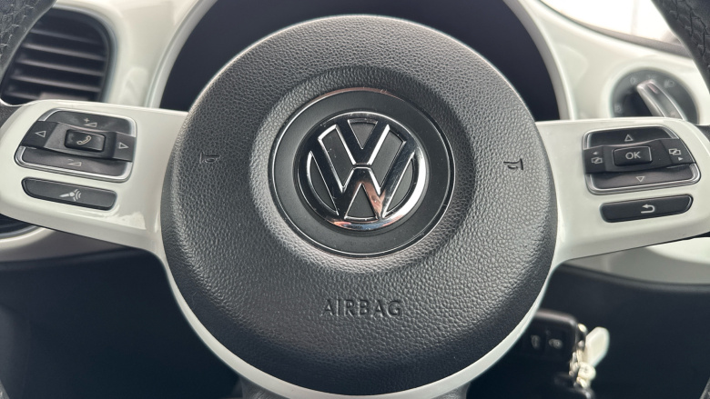 Volkswagen Beetle 1.6 TDI BlueMotion Tech Design 2dr Diesel Cabriolet